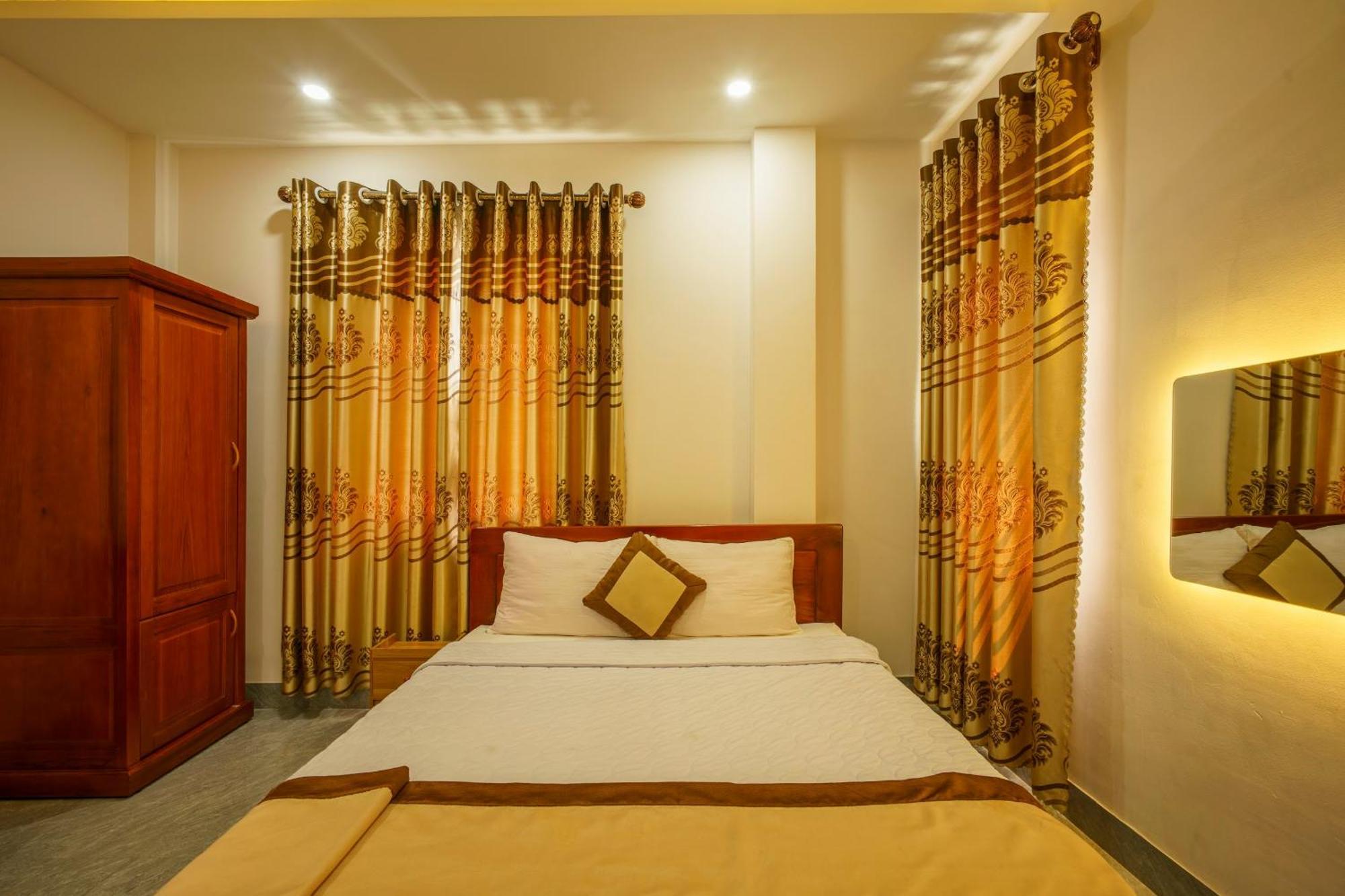 Phu Xuan Hotel 归仁 外观 照片